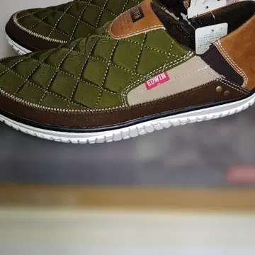 EDWIN 퀼팅 슬립온 스니커즈 올리브 그린