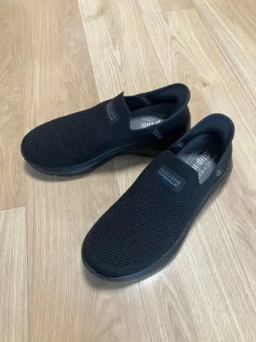 새상품급 스케쳐스 SKECHERS Slip-ins 블랙 25.5cm