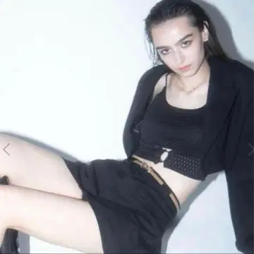 melt the lady circle ensemble 상의 블랙