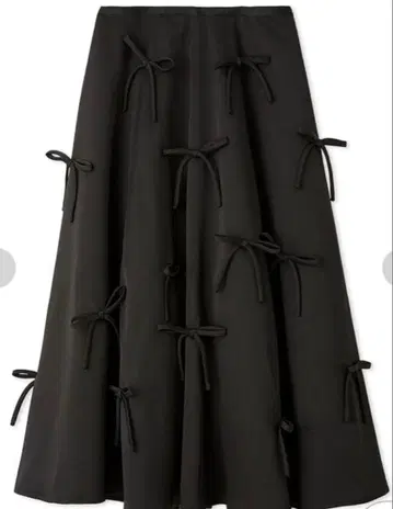 FRAY I.D 모티브 전개 스커트