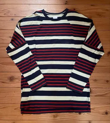 Name. 멀티 보더 롱 T