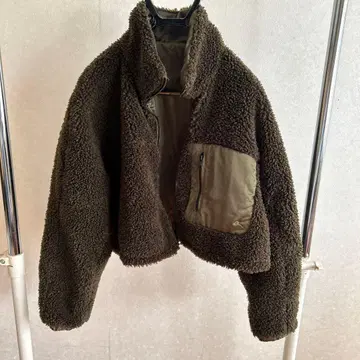 ZARA 올리브 그린 보아 자켓 점퍼