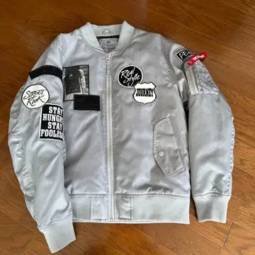 시착만 한 상품 다운 자켓 M 사이즈