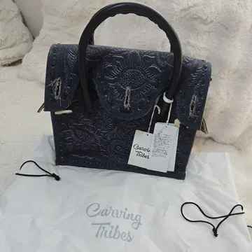 택 포함 미사용 새상품 레어 모델 Carving Tribes 데님 핸드백