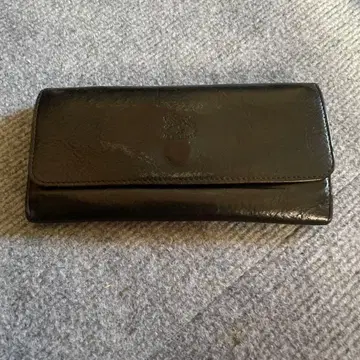 일비종떼 블랙 가죽 장지갑 카드 포켓 8개