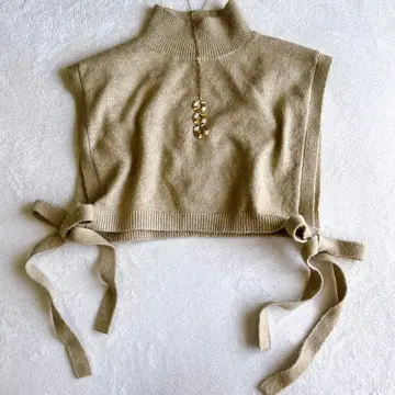 로페피크닉 사이드 리본 니트 베스트 뷔스티에 크롭 리브 하이넥