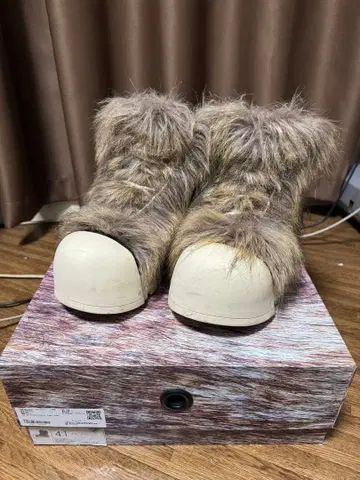 초레어 FVVO 퍼 하이컷 스니커즈