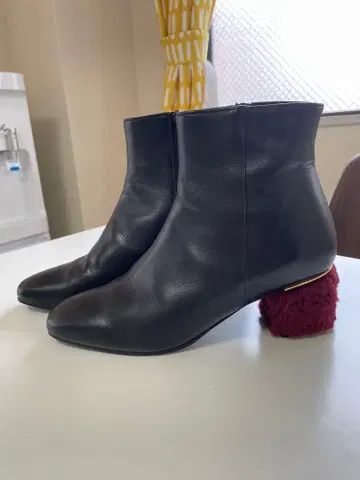 MUVEIL 뮤베일 퍼 달린 숏부츠