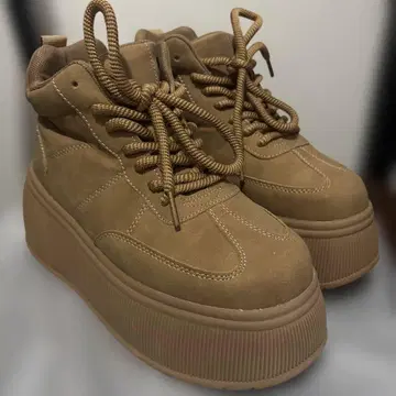 카멜 하이컷 통굽 스니커즈