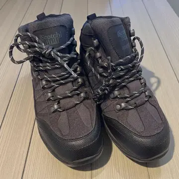 Scotch Hill 블랙 트레킹 슈즈