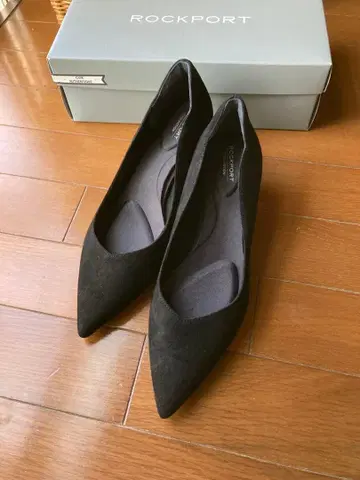ROCKPORT 블랙 스틸레토 펌프스 24cm