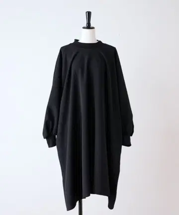 비어즐리 가슴 너비가 넉넉해도 퍼지지 않는 소매 퍼프 BIG 원피스