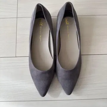 오리엔탈 트래픽 펌프스 42 26cm