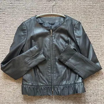 ANAYI 블랙 가죽 숏 자켓 36 S 사이즈