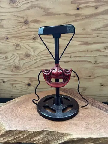 투구 스탠드 투구 장식대 갑옷 면갑 아래턱 투구 면갑