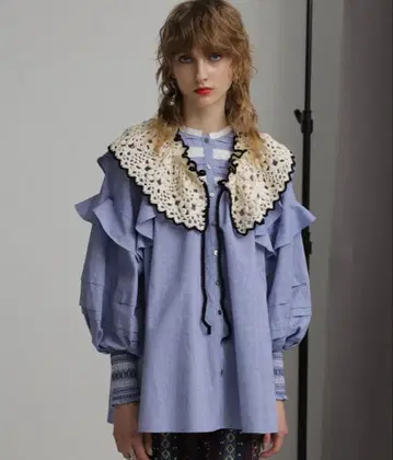 (mag.by c) 플라워 모티브 크로셰 뷔스티에