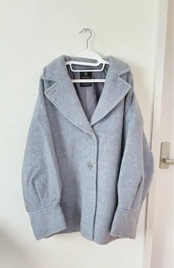 w closet 샤기 스탠드 카라 블루 그레이 코트