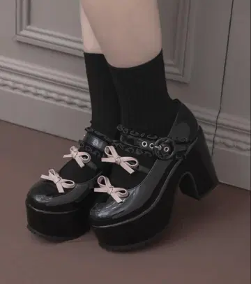 pium 더블 리본 에나멜 펌프스 M 미사용 새상품