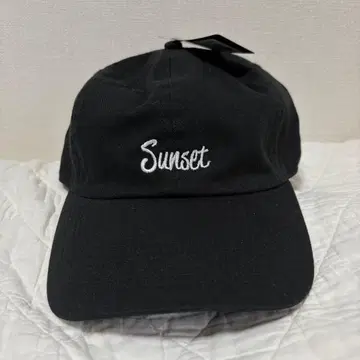 미사용 미개봉 새상품 스피츠 여름 이벤트 스피츠 선셋 캡 (블랙)