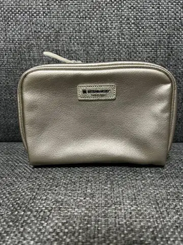 아티산 아티스트 가죽 지퍼 파우치