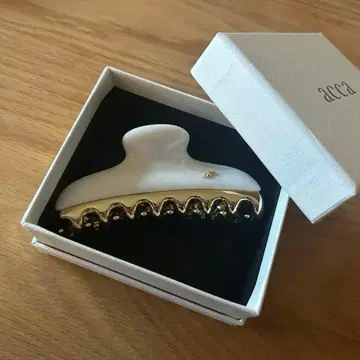 ACCA 아카 바비 클립 L 사이즈 대리석 화이트 x 골드 새상품급