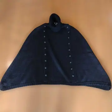 블랙 니트 터틀넥 판초