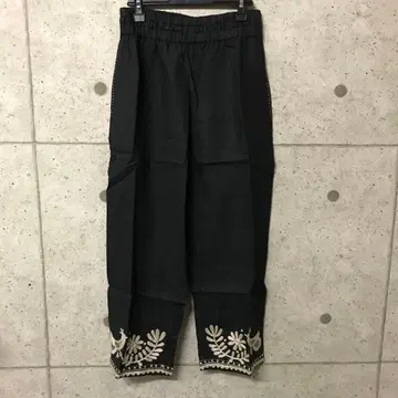 미사용 마라이카 GA-ON maah 린넨 팬츠 새 자수