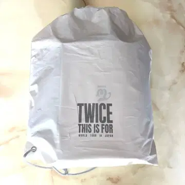 [ 미개봉 새상품 ] twice 업그레이드 특전 슬로건 후쿠오카