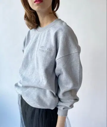 BAUM UND PFERDGARTEN 맨투맨