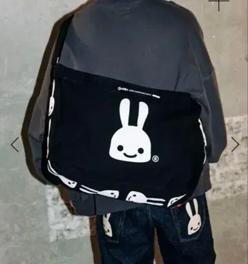 [ 레어 ] CUNE 토끼 프린트 2way 숄더