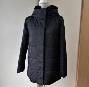 매킨토시 런던 컨디션 최상 고급 라인 다운 블랙 사이즈 L