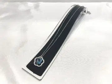 SWAROVSKI 스와로브스키 크리스탈 목걸이 플라워 꽃 모티브