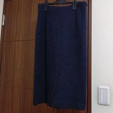 NEWYORKER 차콜 그레이 타이트 스커트 앞 슬릿 포함 사이즈 M