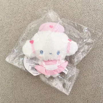 산리오  코기뮨 마스코트 키링 간호사