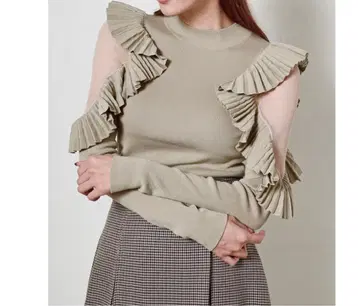 SNIDEL 플리츠 프릴 슬리브 니트 풀오버