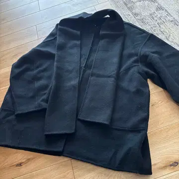 FRAY I D 블랙 스톨 머플러 부착 코트