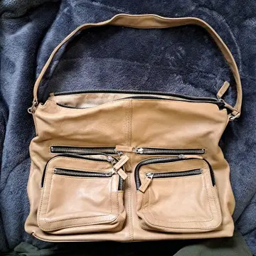 Marc O'Polo 가죽 베이지 숄더백