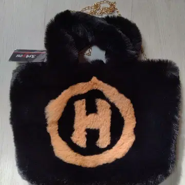 퍼 숄더백 로고