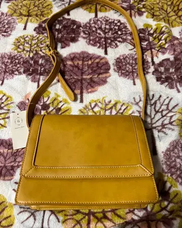 사만사 모스모스 프레임 플랩 숄더백