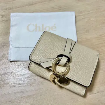 끌로에 3단 폴더형 지갑 수납 가방 포함