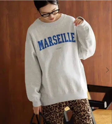 SLOBE IENA [ MARSEILLE 로고 맨투맨 ]