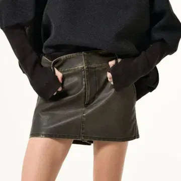 THE TOE 아이슬링턴 스커트