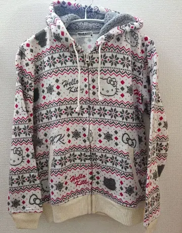Sanrio Hello Kitty 페어아일 패턴 후드티 일본제