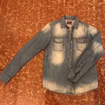 데님 블루 페이드 가공 긴팔 셔츠