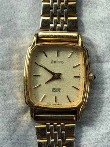 CITIZEN EXCEED 쿼츠 손목시계 골드