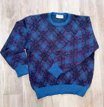 다이아몬드 패턴 니트 스웨터 긴팔