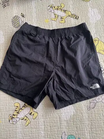 THE NORTH FACE Versatile Short M 블랙
