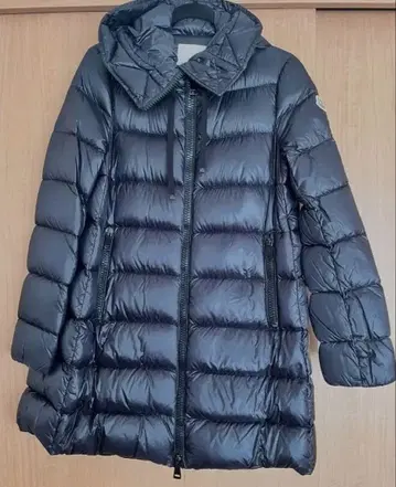 MONCLER 스이엔 후드 부착 블랙 다운 자켓