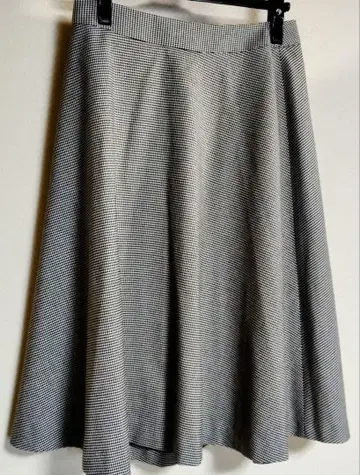 INDIVI 플레어 스커트 블랙 화이트 치도리 패턴 JPN 11