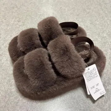 시마무라 퍼 샌들 M